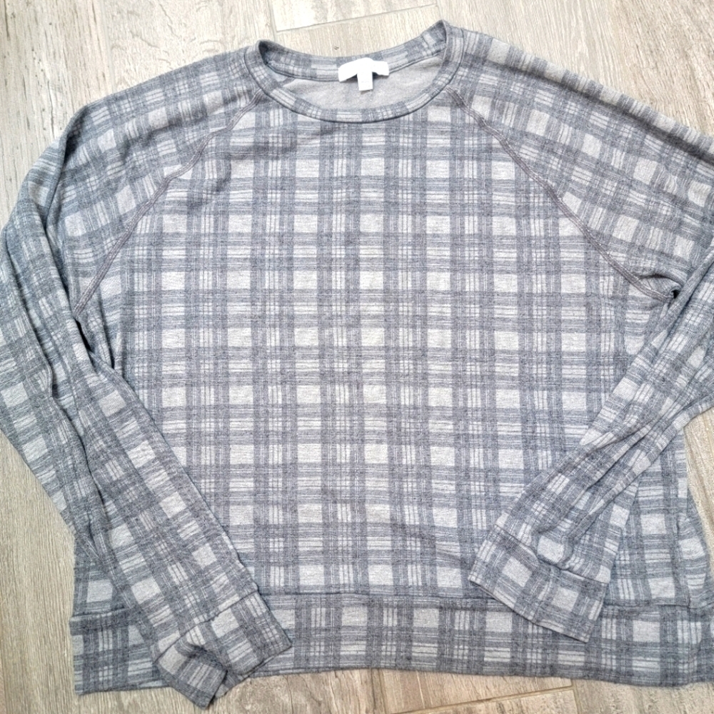 Beyond Yoga Gray Plaid Long Sleeve Top L